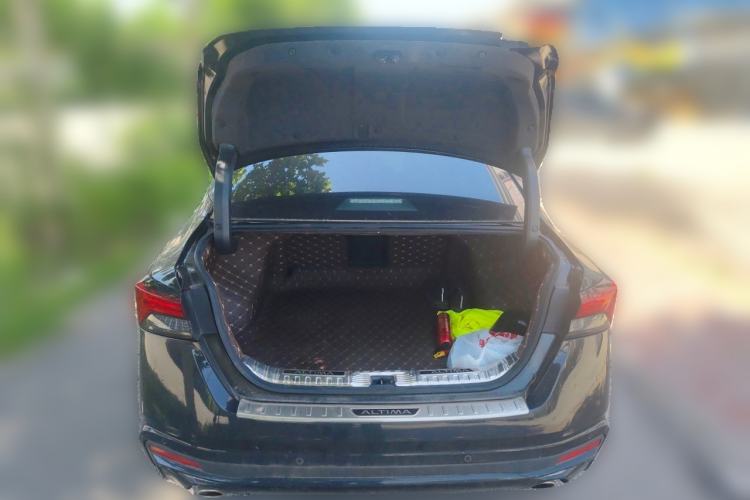 Used Nissan Teana 2022 2.0L XL-TLS Enjoyment Edition Trunk