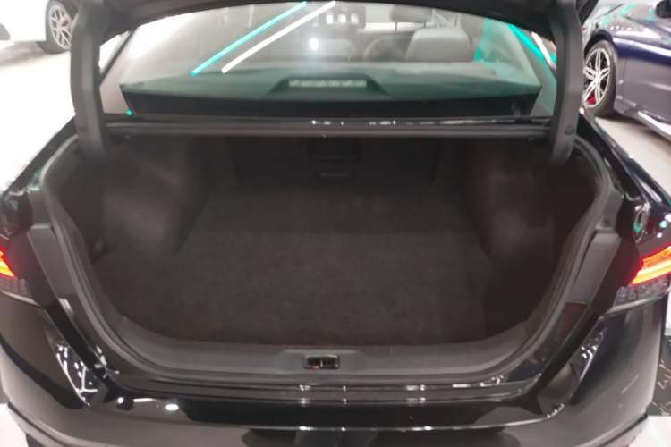 Used Nissan Teana 2022 2.0L XL-TLS Enjoyment Edition Trunk