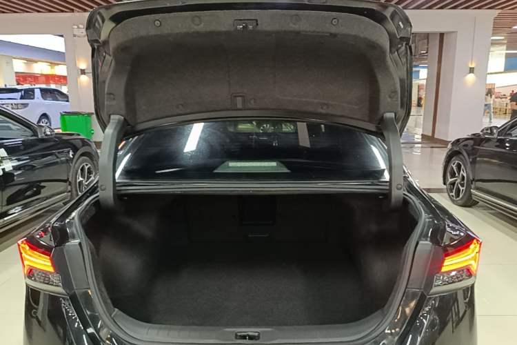 Used Nissan Teana 2022 2.0L XL-TLS Enjoyment Edition Trunk