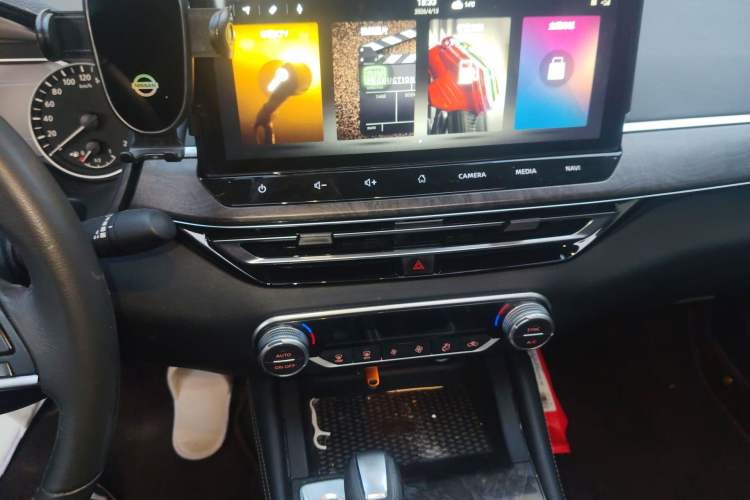 Used Nissan Teana 2022 2.0L XL-TLS Enjoyment Edition Audio And AC Panel