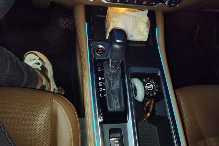 Used Nissan Teana 2022 2.0L XL-Upr Enjoyment Edition Gear Lever