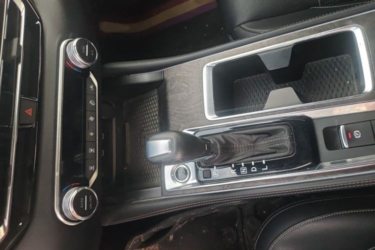 Used Nissan Teana 2022 2.0L XL-Upr Enjoyment Edition Gear Lever