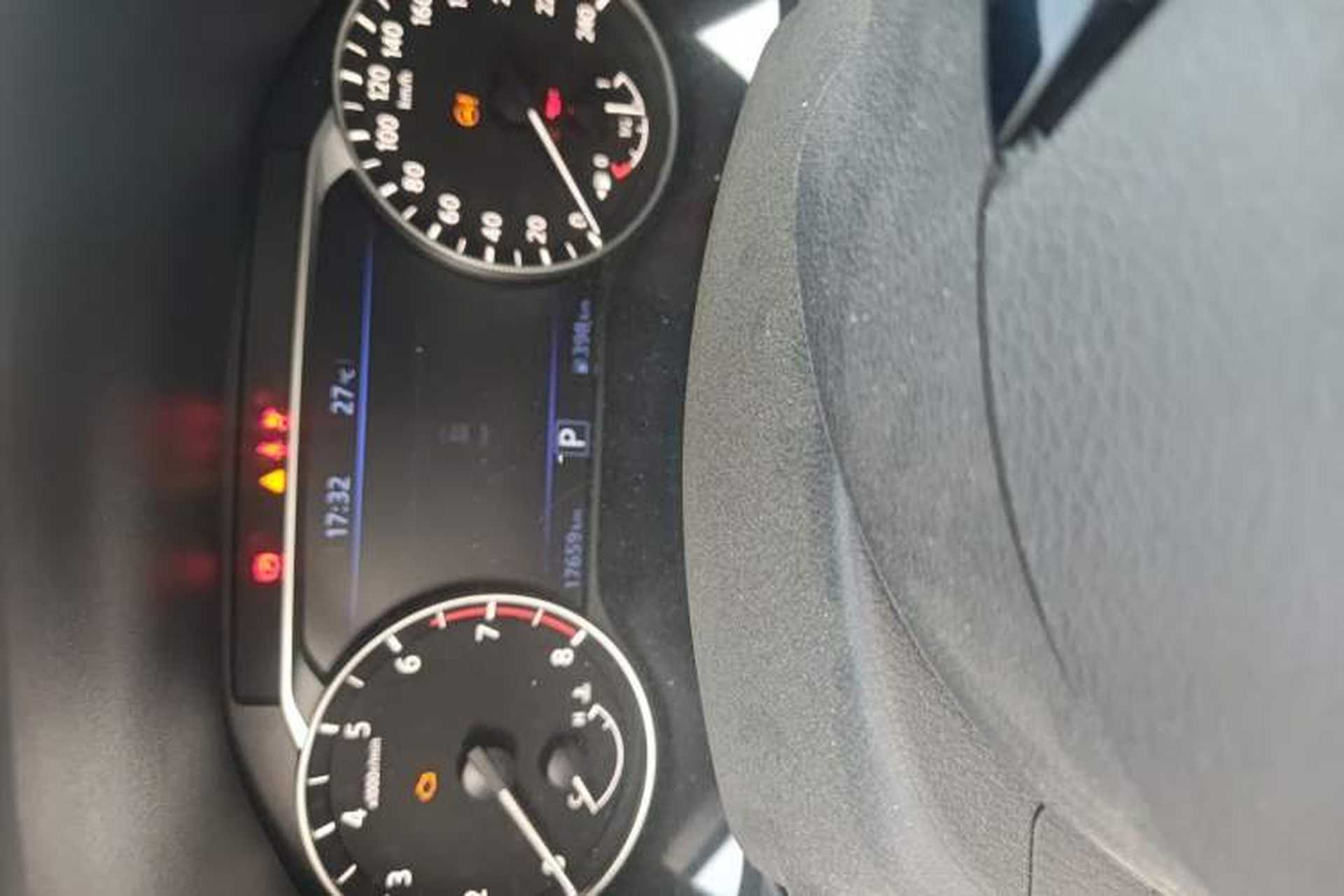 Used Nissan Teana 2022 2.0L XL-Upr Enjoyment Edition Odometer Close Up
