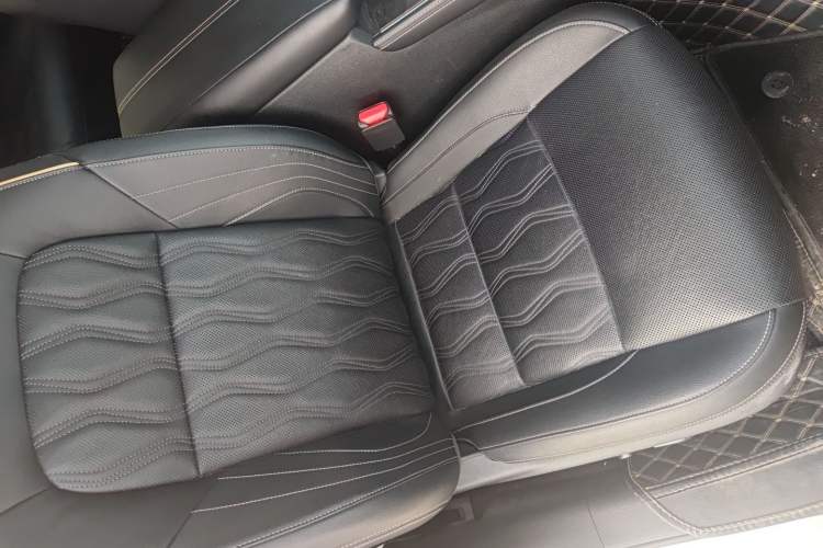 Used Nissan Teana 2022 2.0L XL-Upr Enjoyment Edition Right Front Seat
