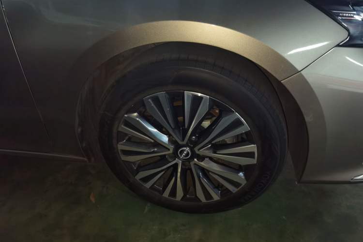 Used Nissan Teana 2022 2.0L XL-Upr Enjoyment Edition Right Front Wheel Hub