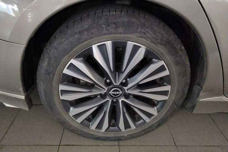 Used Nissan Teana 2022 2.0L XL-Upr Enjoyment Edition Right Rear Wheel Hub