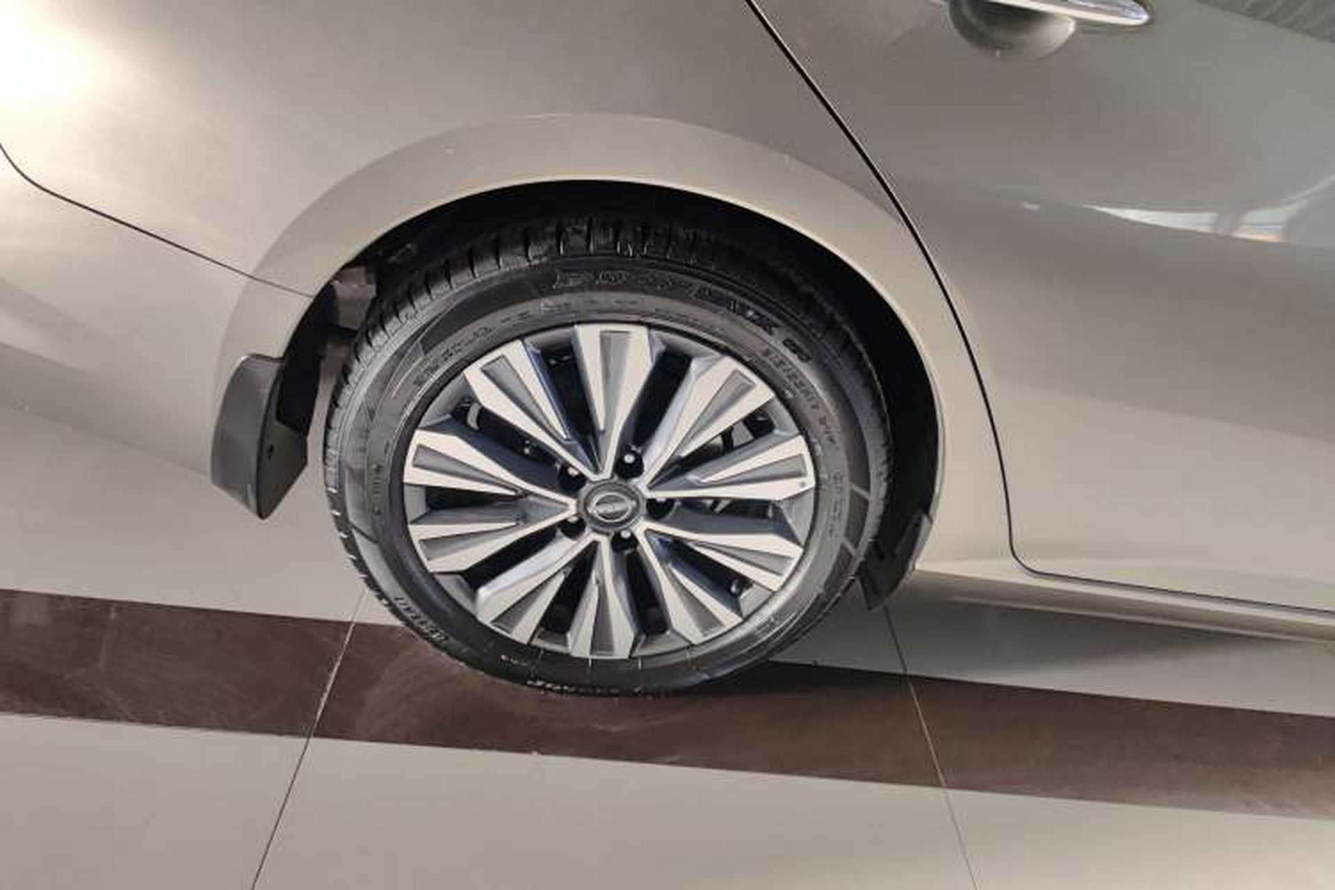 Used Nissan Teana 2022 2.0L XL-Upr Enjoyment Edition Right Rear Wheel Hub
