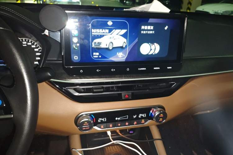 Used Nissan Teana 2022 2.0L XL-Upr Enjoyment Edition Audio And AC Panel