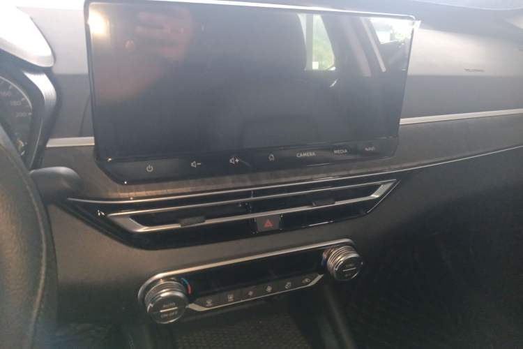 Used Nissan Teana 2022 2.0L XL-TLS Enjoyment Edition Audio And AC Panel