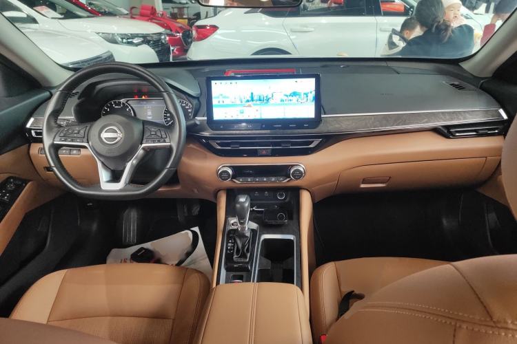 Used Nissan Teana 2022 2.0L XL-TLS Enjoyment Edition Center Console