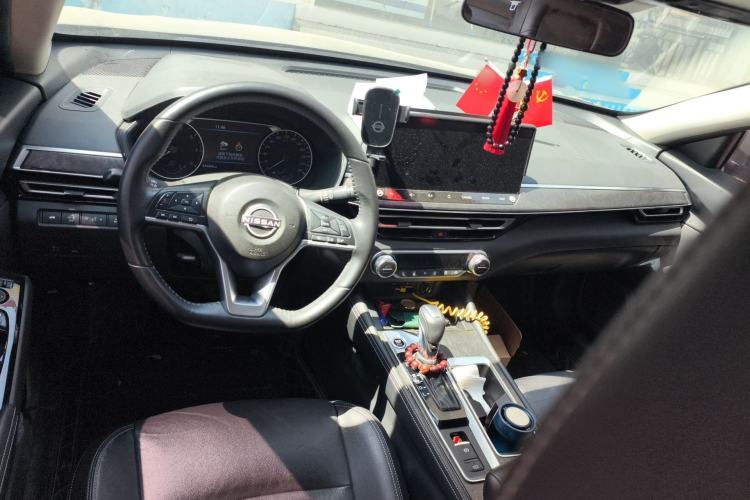 Used Nissan Teana 2022 2.0L XL-TLS Enjoyment Edition Center Console