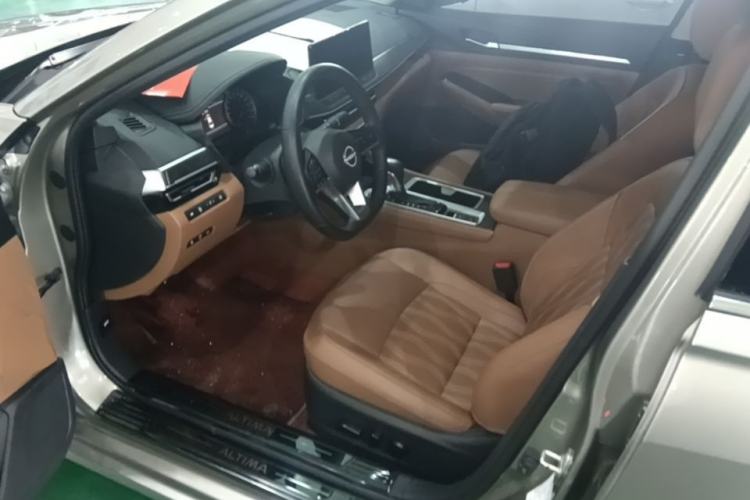 Used Nissan Teana 2022 2.0L XL-Upr Enjoyment Edition Driver Seat
