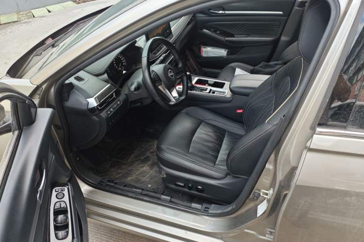 Used Nissan Teana 2022 2.0L XL-Upr Enjoyment Edition Driver Seat
