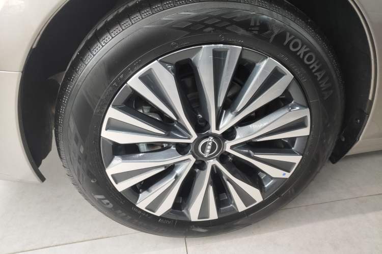 Used Nissan Teana 2022 2.0L XL-TLS Enjoyment Edition Exterior 5