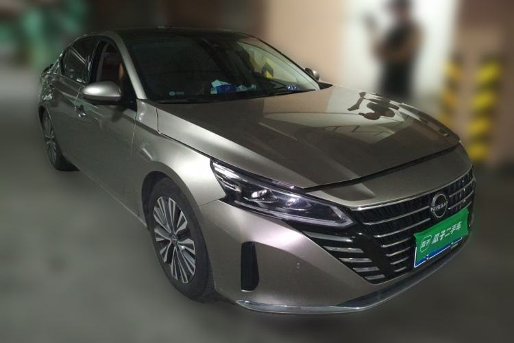 Used Nissan Teana 2022 2.0L XL-Upr Enjoyment Edition Front Right 45 Deg