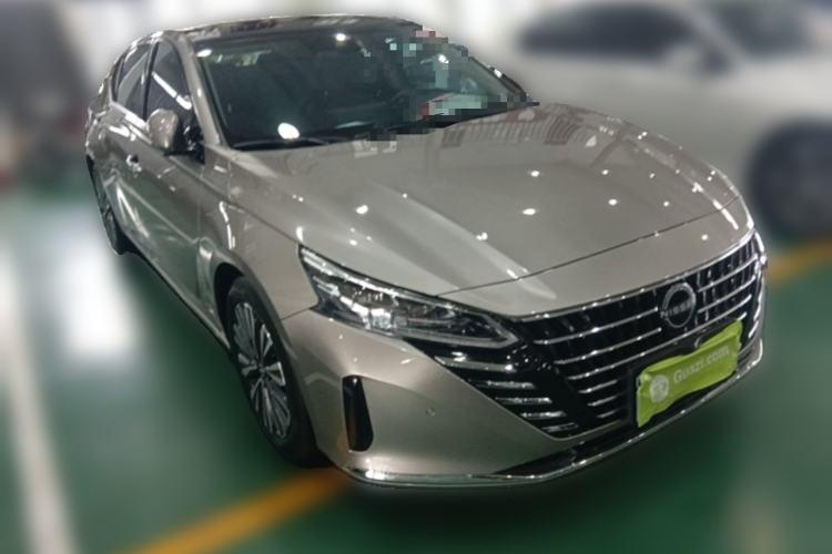 Used Nissan Teana 2022 2.0L XL-Upr Enjoyment Edition Front Right 45 Deg
