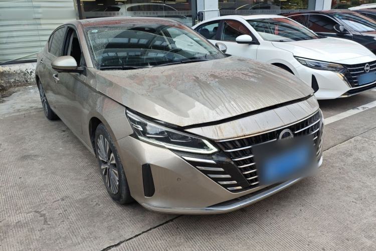 Used Nissan Teana 2022 2.0L XL-Upr Enjoyment Edition Front Right 45 Deg