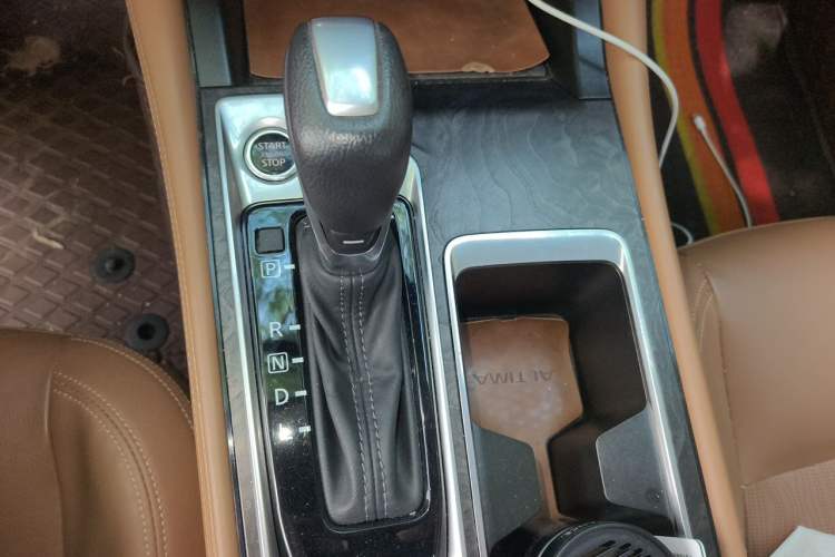 Used Nissan Teana 2022 2.0L XL-TLS Enjoyment Edition Gear Lever