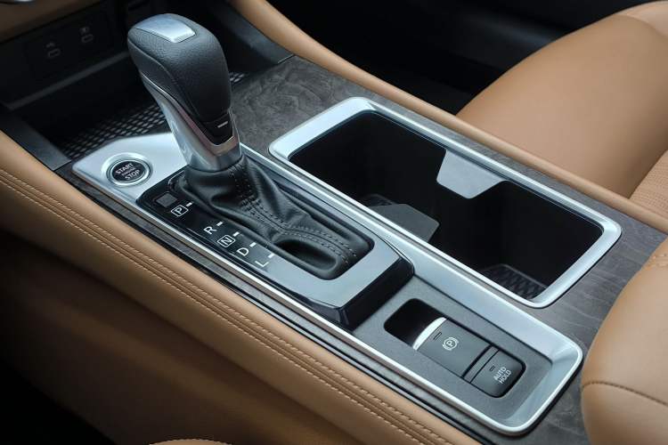Used Nissan Teana 2022 2.0L XL-TLS Enjoyment Edition Gear Lever