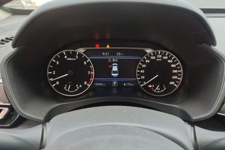 Used Nissan Teana 2022 2.0L XL-Upr Enjoyment Edition Instrument Cluster