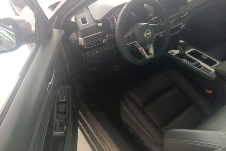 Used Nissan Teana 2022 2.0L XL-TLS Enjoyment Edition Interior 2