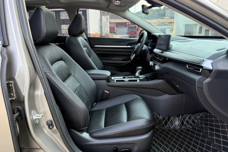 Used Nissan Teana 2022 2.0L XL-TLS Enjoyment Edition Interior 9