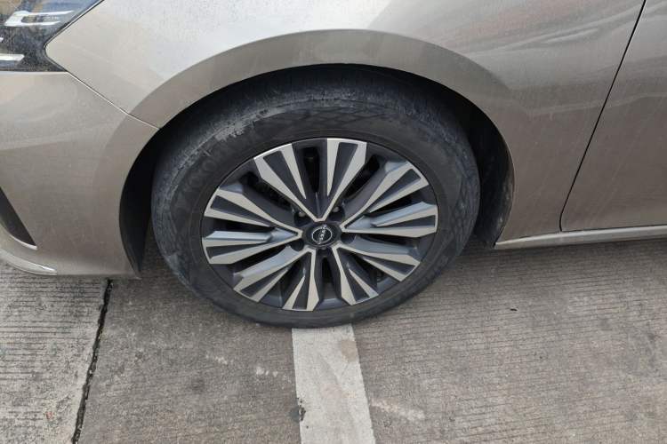 Used Nissan Teana 2022 2.0L XL-Upr Enjoyment Edition Left Front Wheel Hub