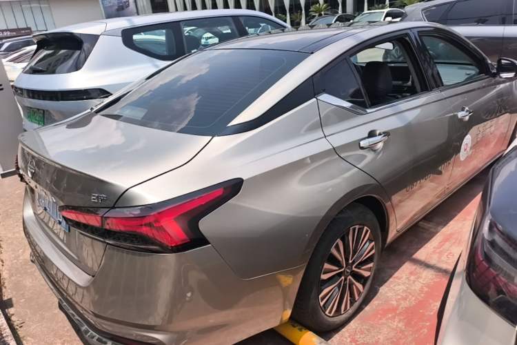 Used Nissan Teana 2022 2.0L XL-Upr Enjoyment Edition Rear Right 45 Deg