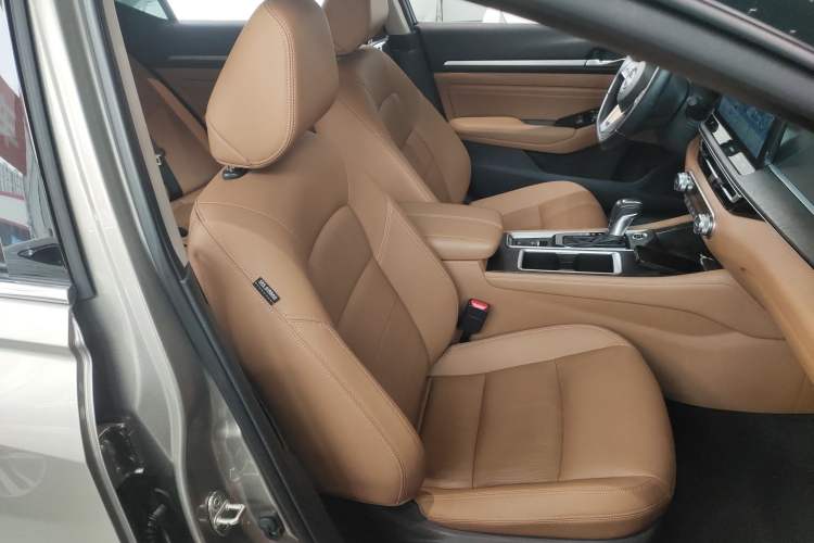 Used Nissan Teana 2022 2.0L XL-TLS Enjoyment Edition Right Front Seat