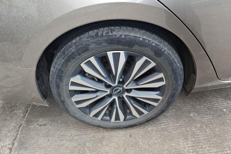 Used Nissan Teana 2022 2.0L XL-Upr Enjoyment Edition Right Rear Wheel Hub