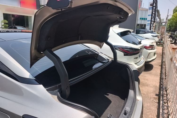Used Nissan Teana 2022 2.0L XL-Upr Enjoyment Edition Trunk