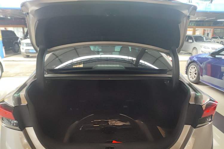Used Nissan Teana 2022 2.0L XL-Upr Enjoyment Edition Trunk