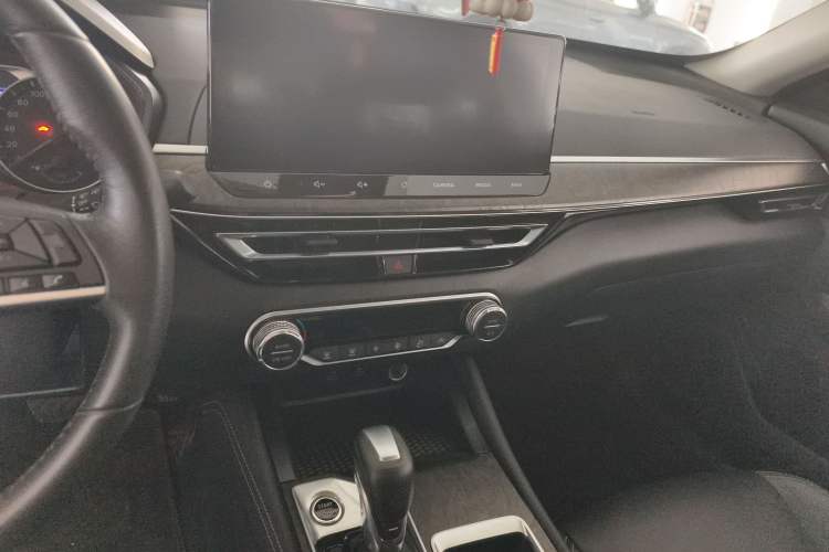 Used Nissan Teana 2022 2.0L XL-TLS Enjoyment Edition Audio And AC Panel