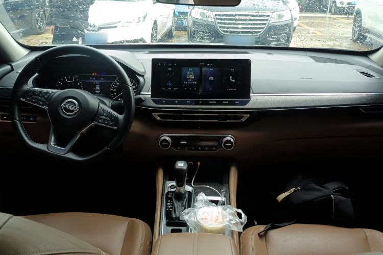 Used Nissan Teana 2022 2.0L XL-TLS Enjoyment Edition Center Console