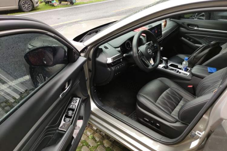 Used Nissan Teana 2022 2.0L XL-Upr Enjoyment Edition Driver Seat