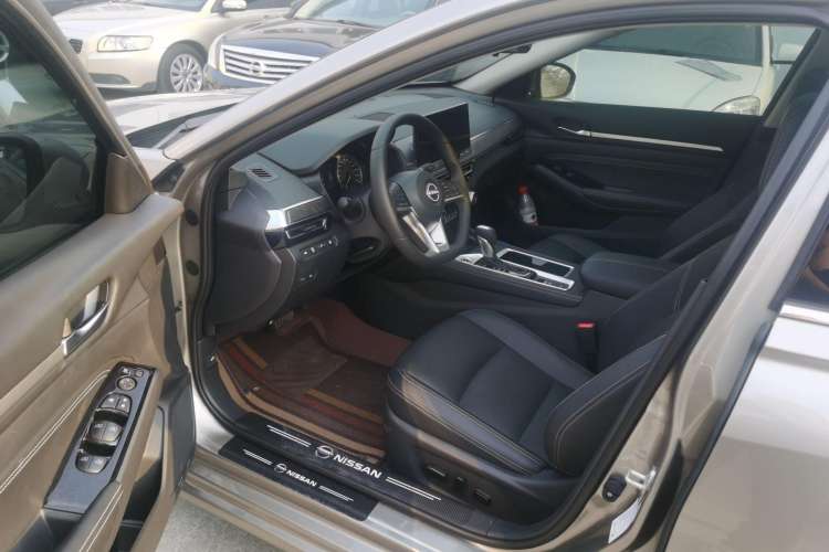 Used Nissan Teana 2022 2.0L XL-TLS Enjoyment Edition Driver Seat