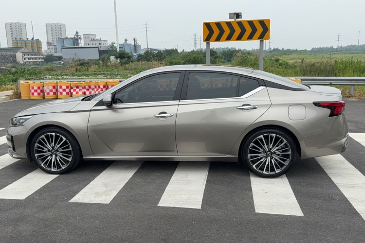 Used Nissan Teana 2022 2.0T XL Enjoyment Edition Exterior 2