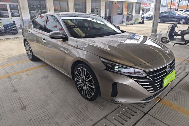 Used Nissan Teana 2022 2.0T XL Enjoyment Edition Front Right 45 Deg