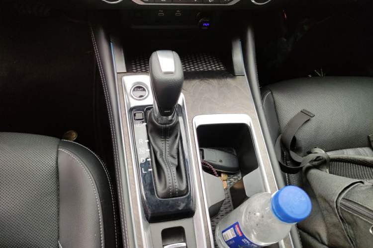 Used Nissan Teana 2022 2.0L XL-Upr Enjoyment Edition Gear Lever