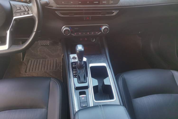 Used Nissan Teana 2022 2.0L XL-TLS Enjoyment Edition Gear Lever