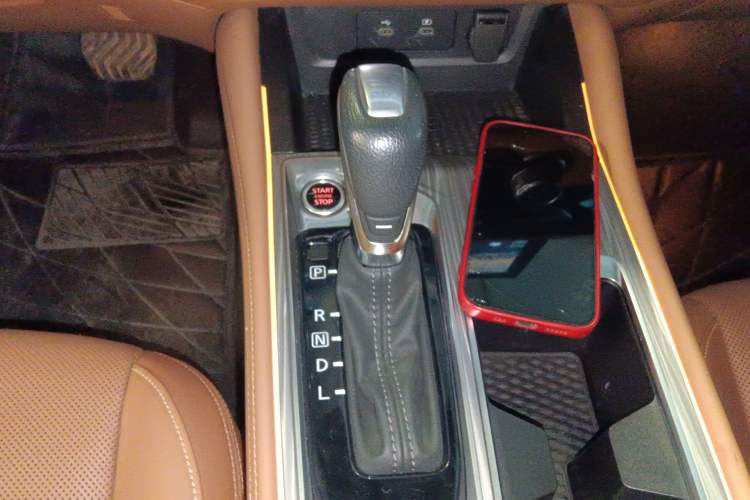 Used Nissan Teana 2022 2.0T XL Enjoyment Edition Gear Lever