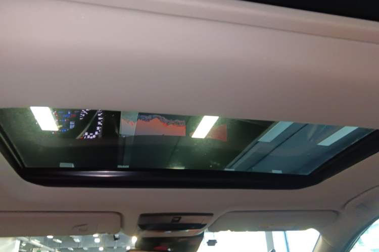 Used Nissan Teana 2022 2.0T XL Enjoyment Edition Headliner