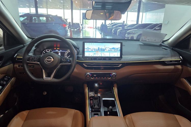 Used Nissan Teana 2022 2.0L XL-Upr Enjoyment Edition Interior 1