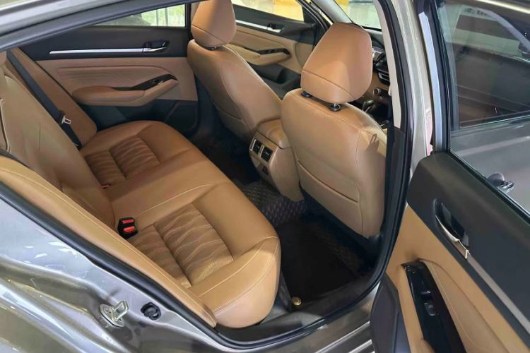 Used Nissan Teana 2022 2.0L XL-Upr Enjoyment Edition Interior 10