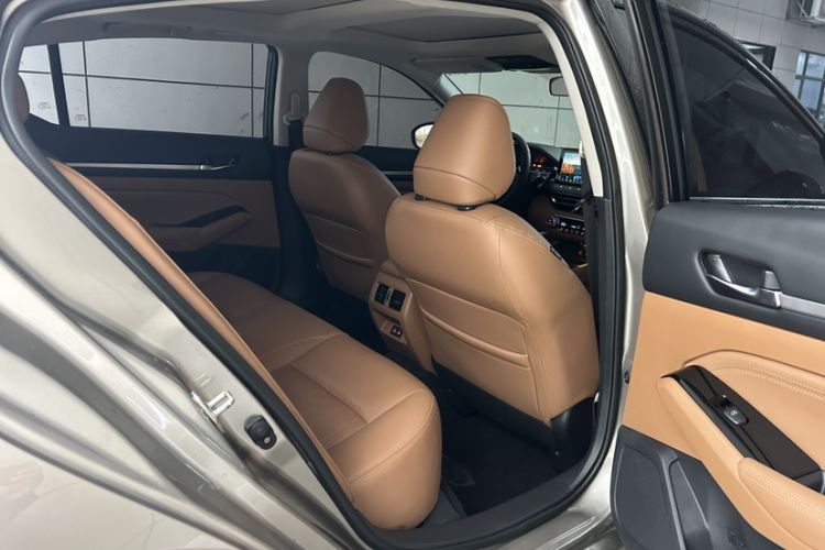 Used Nissan Teana 2022 2.0L XL-TLS Enjoyment Edition Interior 10