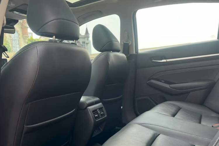 Used Nissan Teana 2022 2.0L XL-TLS Enjoyment Edition Interior 3