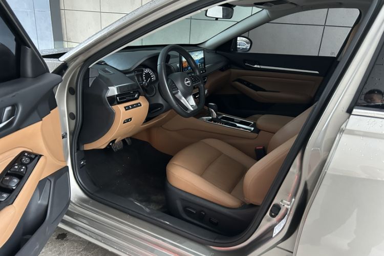 Used Nissan Teana 2022 2.0L XL-TLS Enjoyment Edition Interior 3