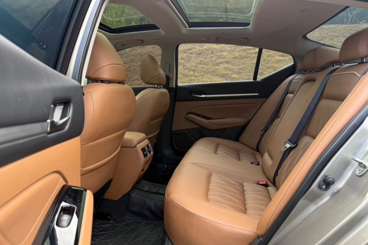 Used Nissan Teana 2022 2.0T XL Enjoyment Edition Interior 3