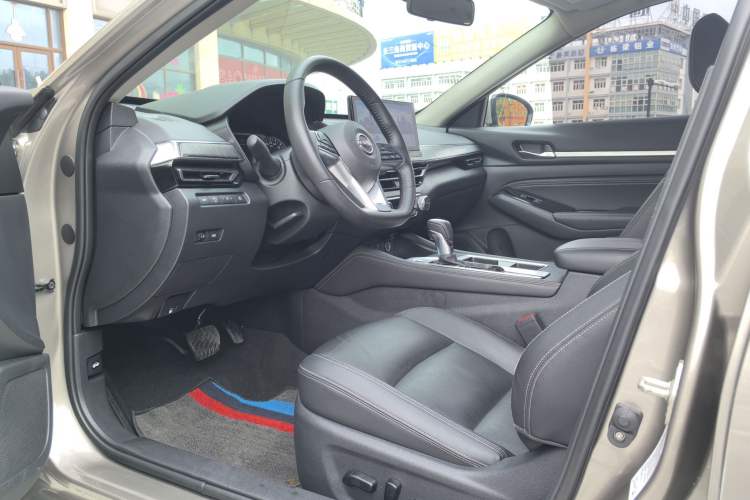 Used Nissan Teana 2022 2.0L XL-TLS Enjoyment Edition Interior 4