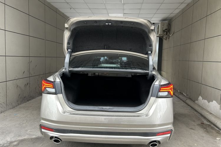 Used Nissan Teana 2022 2.0L XL-TLS Enjoyment Edition Interior 5